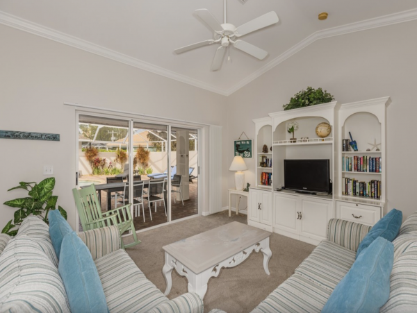 Marco Island 5 Bedroom Home with Guest House Walk to Beach